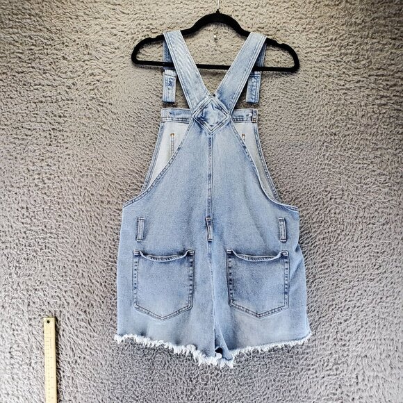 Wild Fable Overalls Womens XL Blue Denim Raw Hem Adjustable Shorts Shortalls - Picture 8 of 9